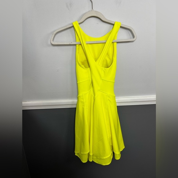 Lululemon Court Crush Dress 2 Yellow - Picture 6 of 8